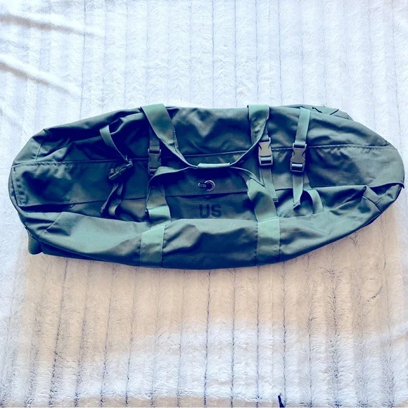US Military Canvas Army Green Duffel Bag Rucksack Backpack - Picture 1 of 8